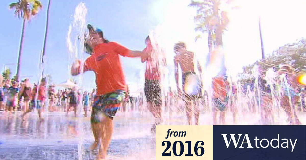 Elizabeth Quay water park debugged and making a splash again as Perth sizzles